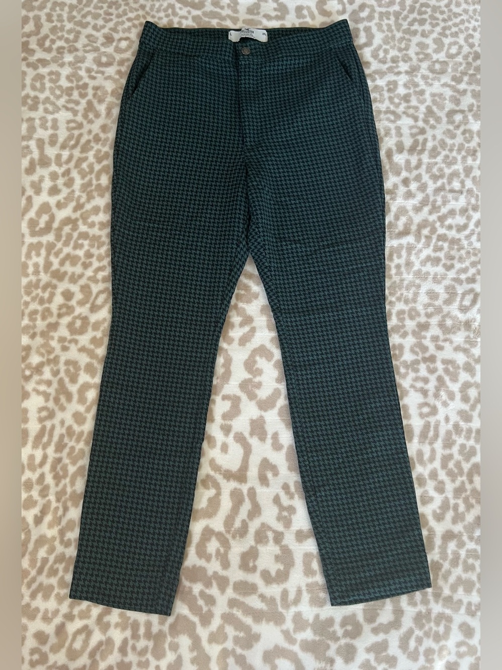 Hollister Ultra HR Dark Green Houndstooth Pull On Pants with Pockets Size Large